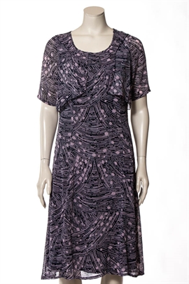 Brandtex kjole i ciffon i lilla mønster